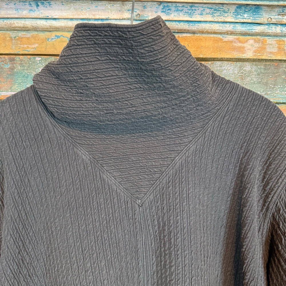 Lululemon oversized sweater turtleneck wide body M/L - Picture 2 of 6